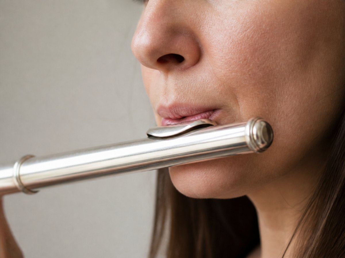 The flute embouchure